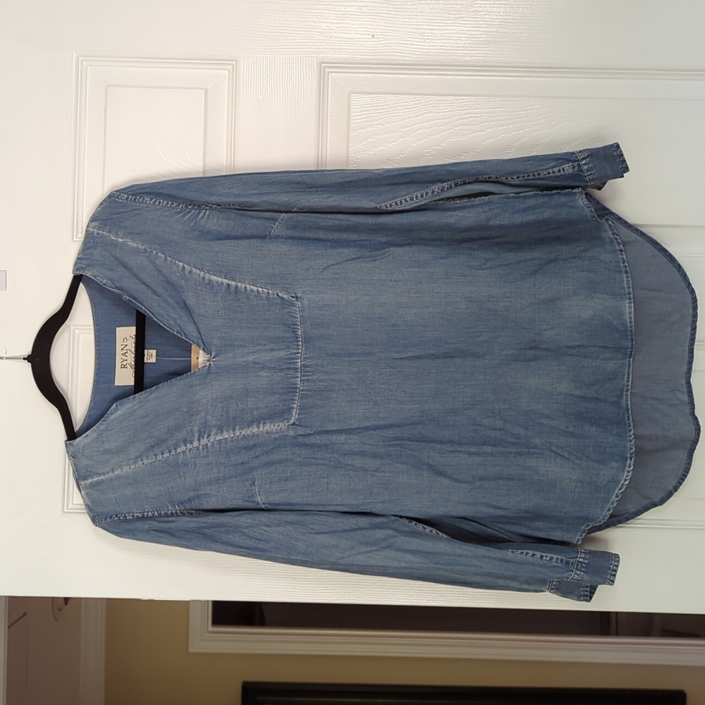 Ryan Michaels Embroidered Denim Shirt